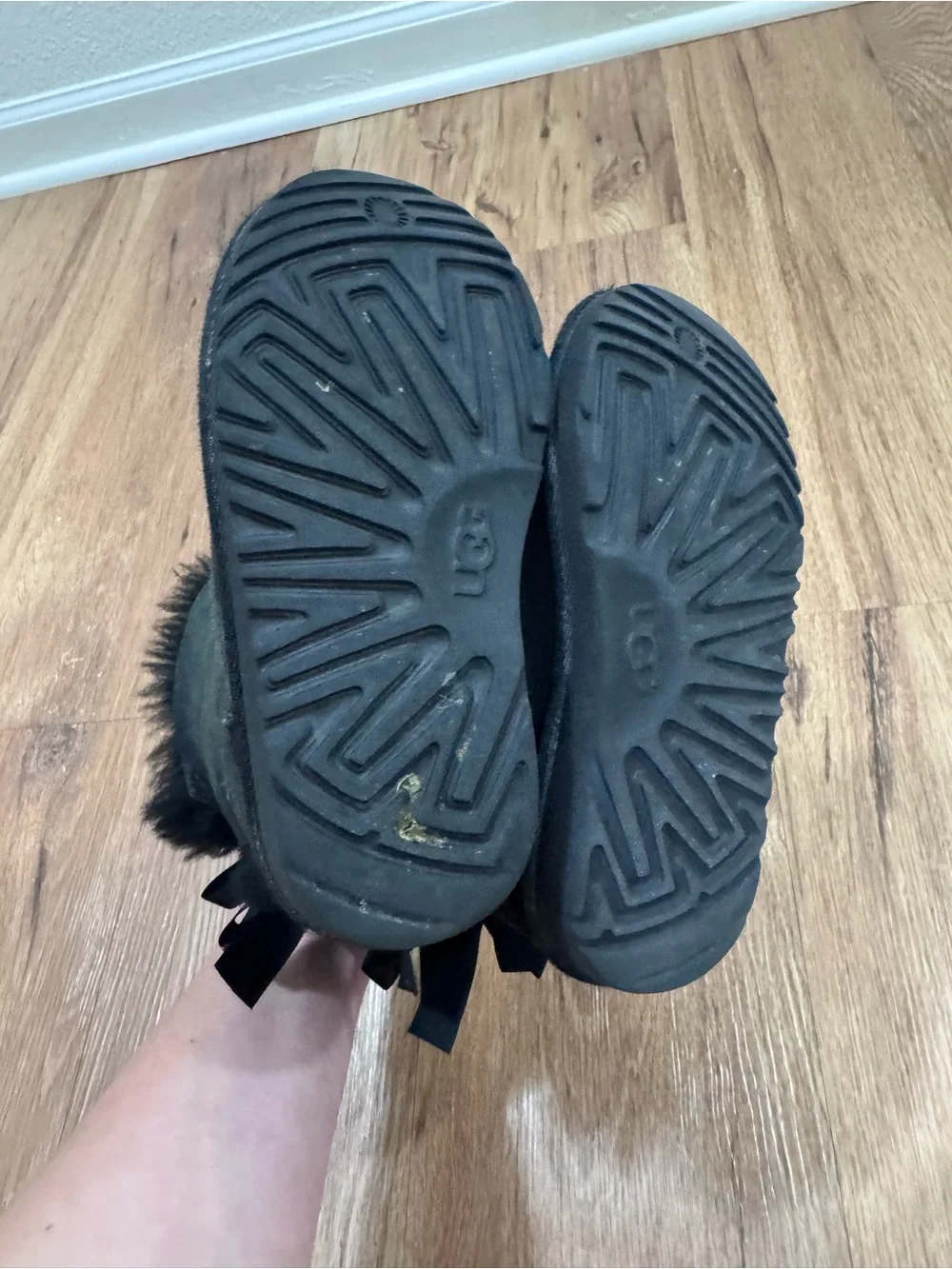 Girls Ugg Bailey bow back boots